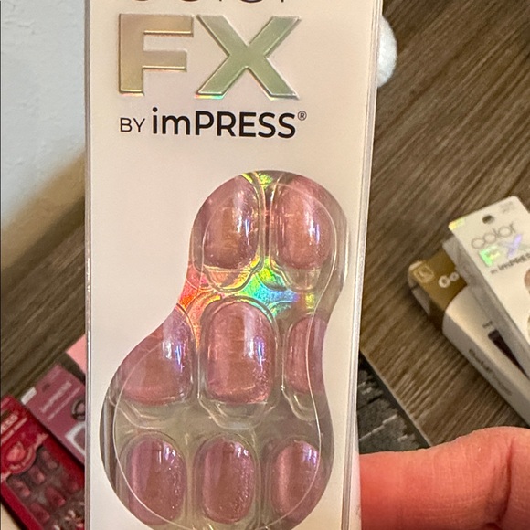 imPRESS Press-On Nails - Pink and Red Collection - Picture 5 of 14